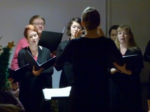 Pikkujouluperinne palautettiin v 2012. Pikkujouluissa 4.12.2013 esiintyi Vantaan kamarikuoro.