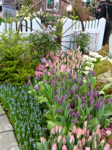 'Pihatilliä ja pastellia'